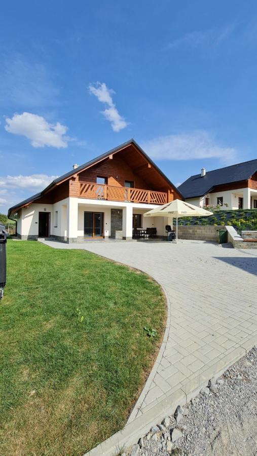 Chaty Krusetnica S Luxusnym Privatnym Wellness ภายนอก รูปภาพ