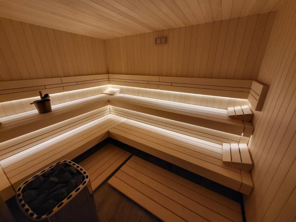 Chaty Krusetnica S Luxusnym Privatnym Wellness ภายนอก รูปภาพ