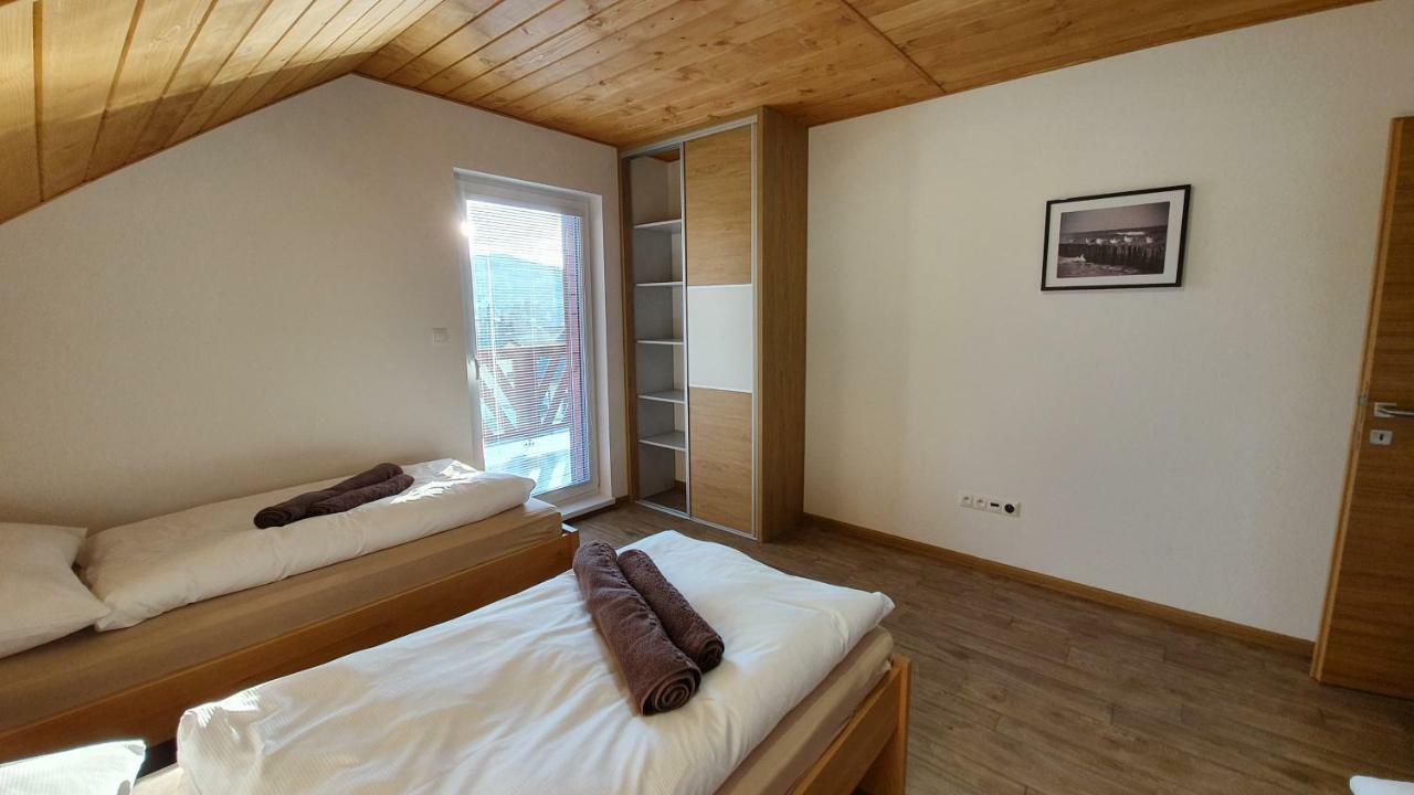 Chaty Krusetnica S Luxusnym Privatnym Wellness ภายนอก รูปภาพ