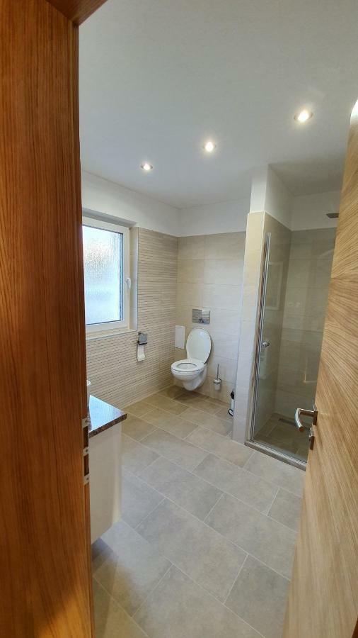 Chaty Krusetnica S Luxusnym Privatnym Wellness ภายนอก รูปภาพ